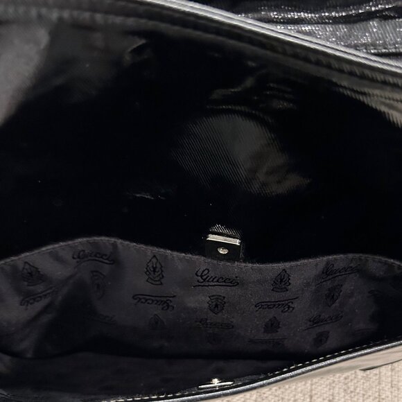 Authentic Vintage Patent Leather Gucci Crossbody - Picture 5 of 10